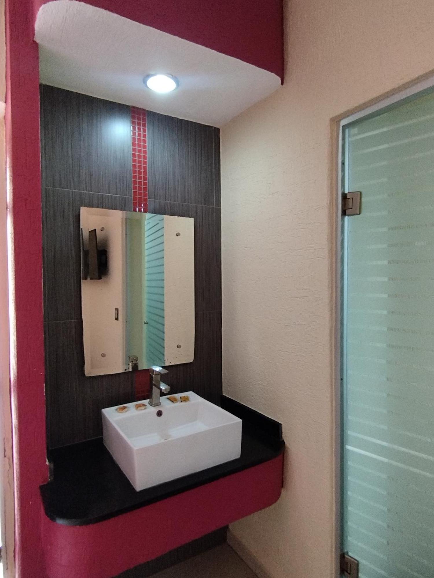 Hotel Morelos غوادالاجارا المظهر الخارجي الصورة